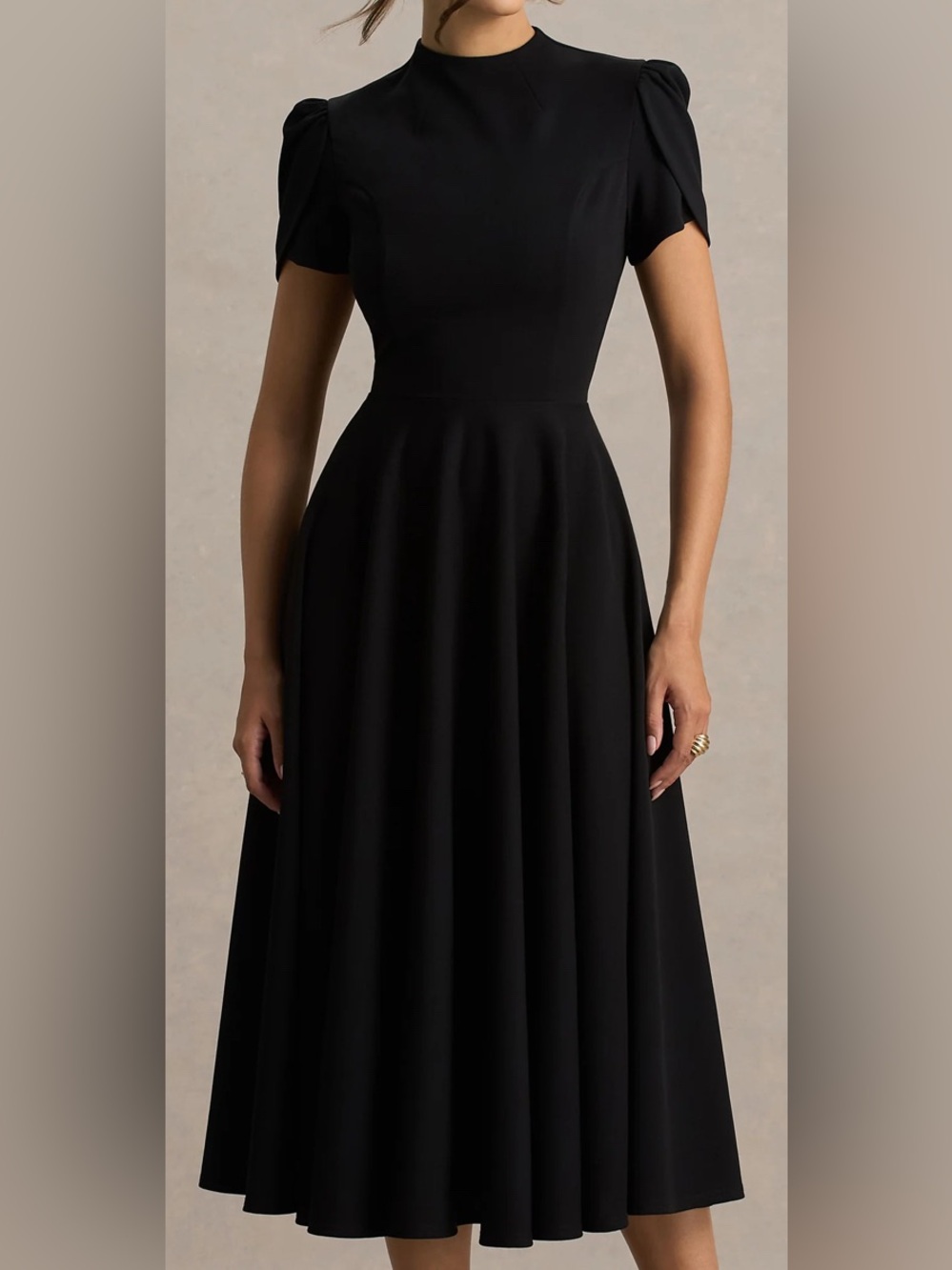 Club L London VICKY
Black High Neck Midi Dress With Puff Sleeves